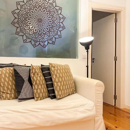 Cozy 143 * Lisbon