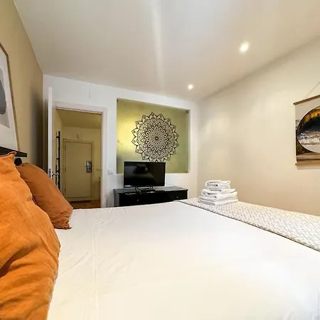 Cozy 143 * Lisbon